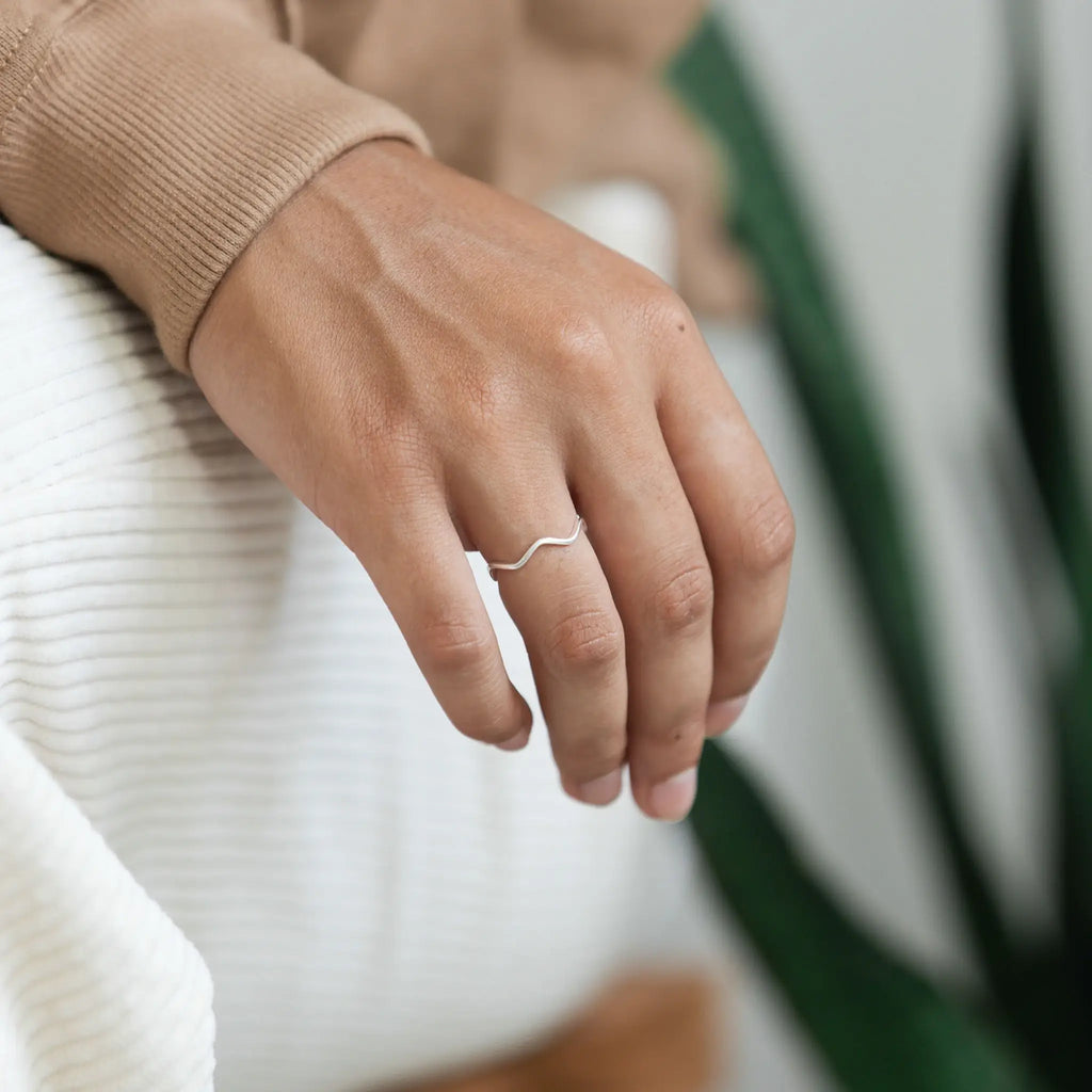 Adjustable Deep Wave Ring