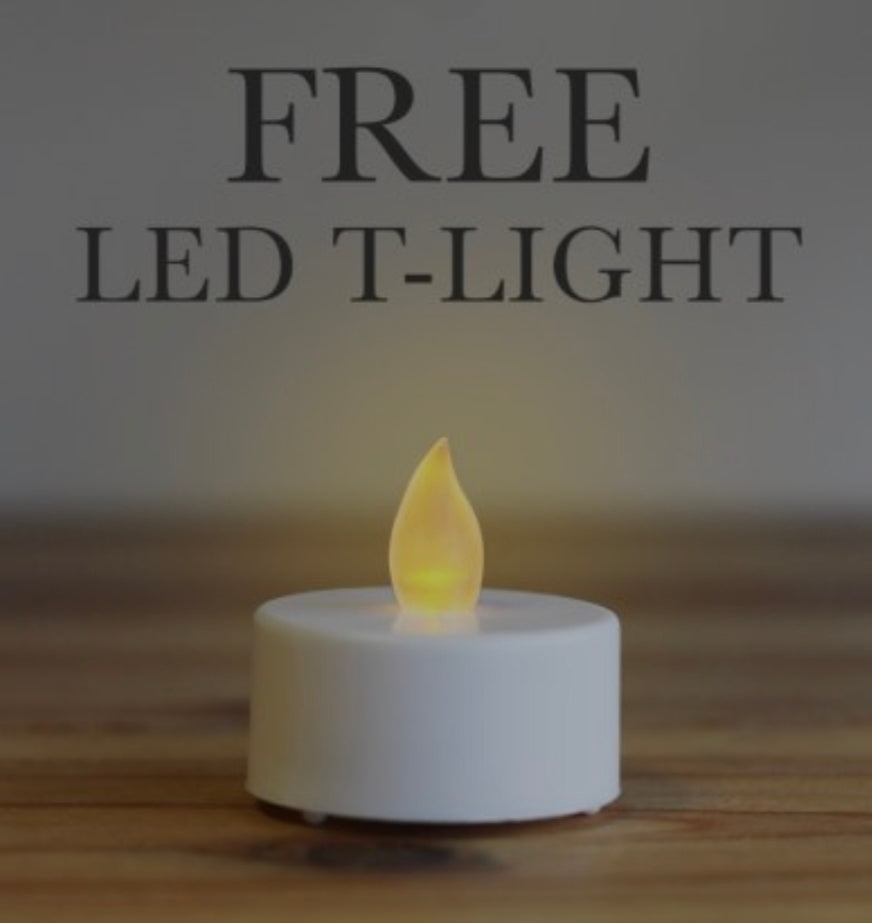 Dainty t-light ceramic house